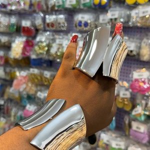 Chunky Bangle (Silver)